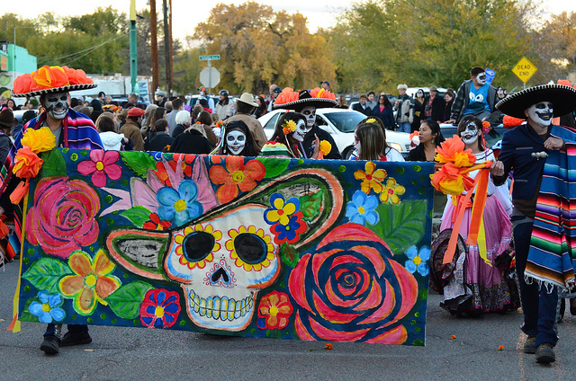 Perche-ai-messicani-piace-festeggiare-il-Dia-de-los-muertos-identita