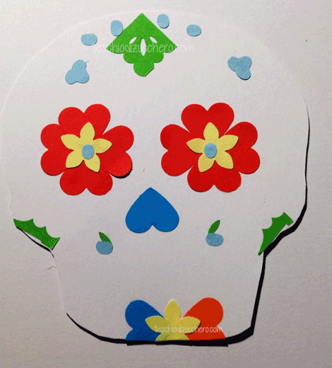 3-carta-colorata-occhi-cuoricini